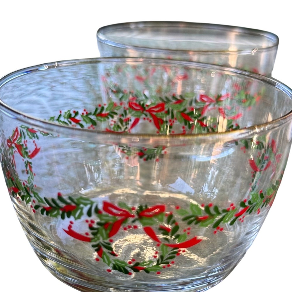 Libbey Christmas Wreath Glass Bowls Set of 2 Holiday Red Bow Holly Clear Vintage